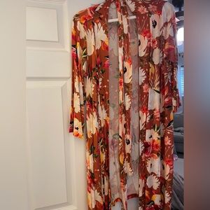 Women’s Posh Peanut Robe (Never worn)